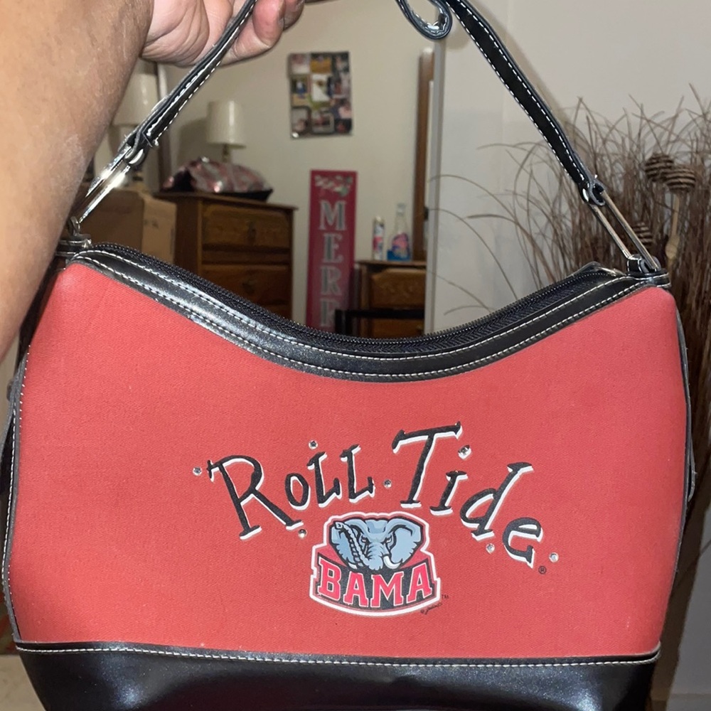 Burgundy roll tide ladies handbag Never worn brand new